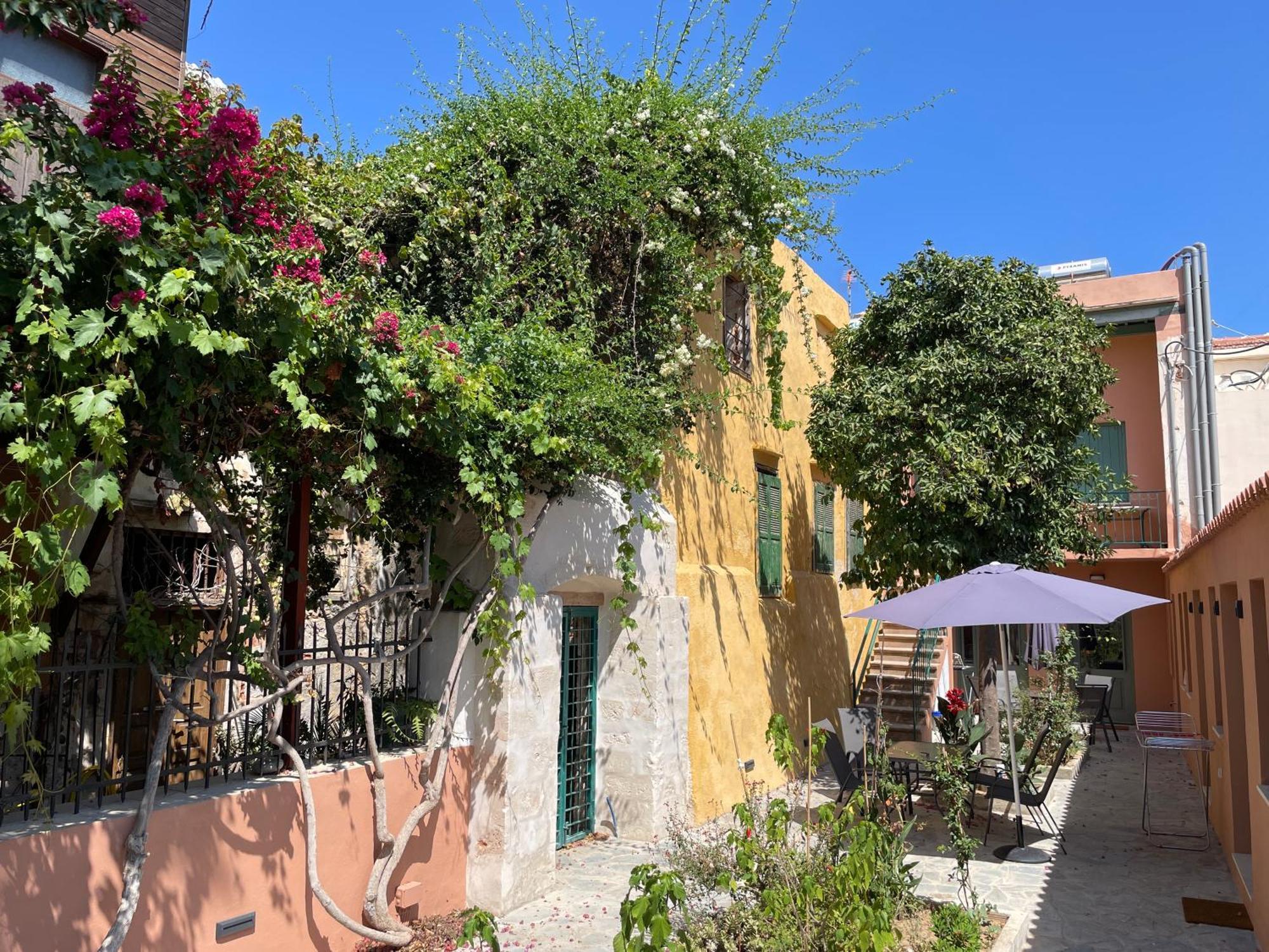 Lindas Convent Garden Home 2 干尼亞 外观 照片